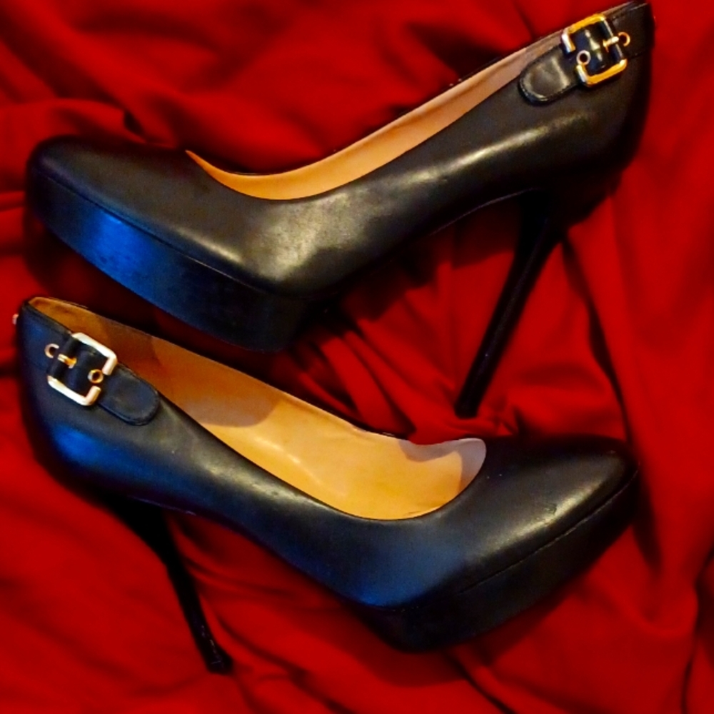 Guess Pumps Sz 10